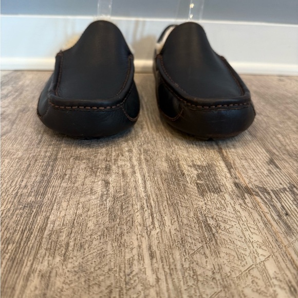 UGG Men's Ascot Brown Leather Slip-On Shearling Loafer Slipper NEW - Picture 5 of 8